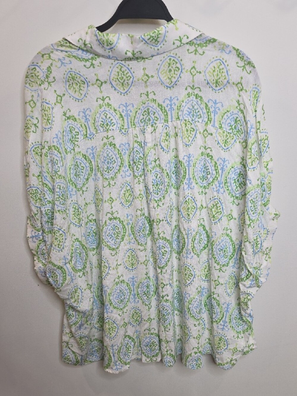 Day + Moon Women's White Green Blue Oversized Printed Button-Up Shirt Sz Small - Picture 6 of 6
